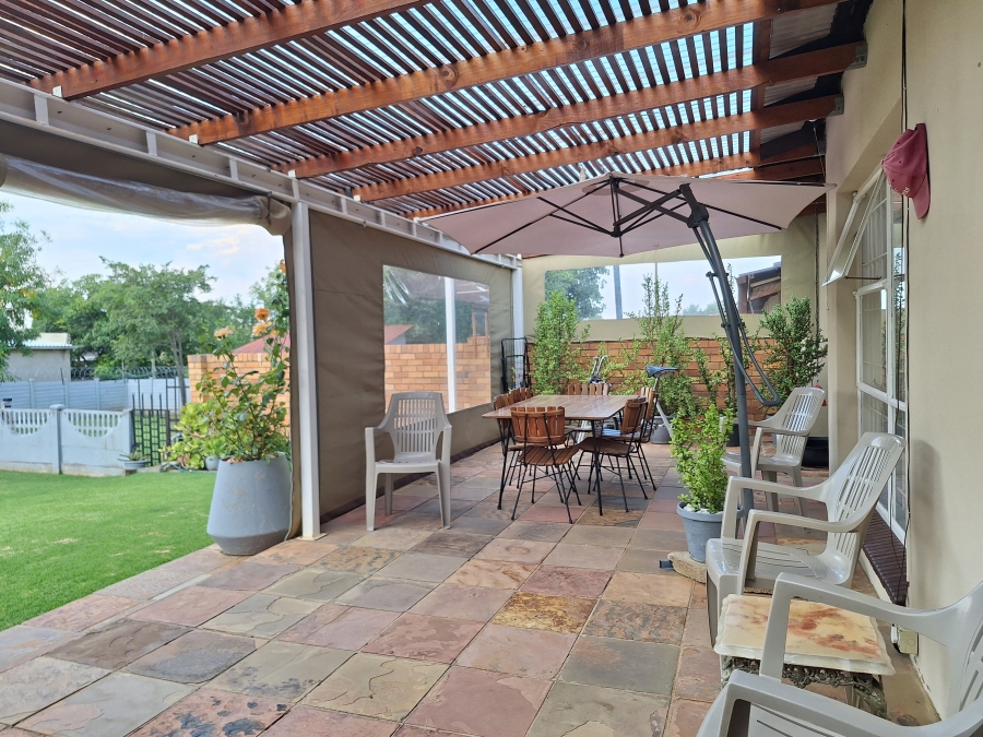 2 Bedroom Property for Sale in Vrede Free State